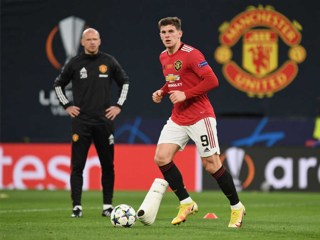 曼联铁卫赛季提前回归，力争欧联杯决赛！七将缺席对阵毕尔巴鄂